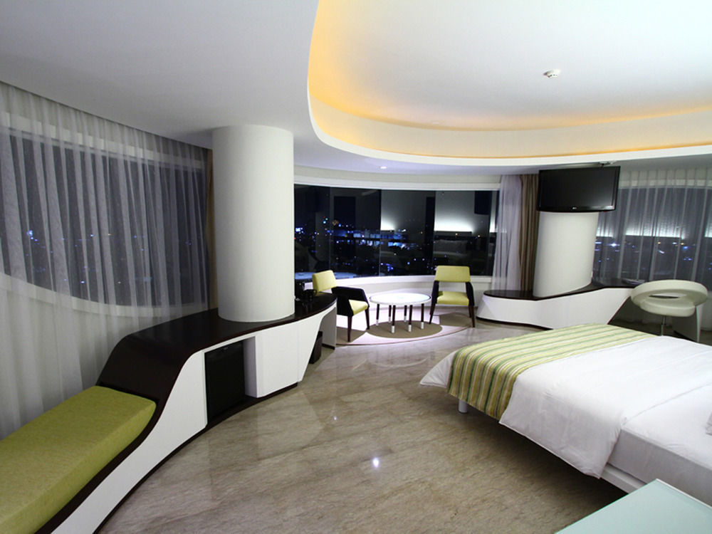 Sensa Hotel Бандунг Екстер'єр фото